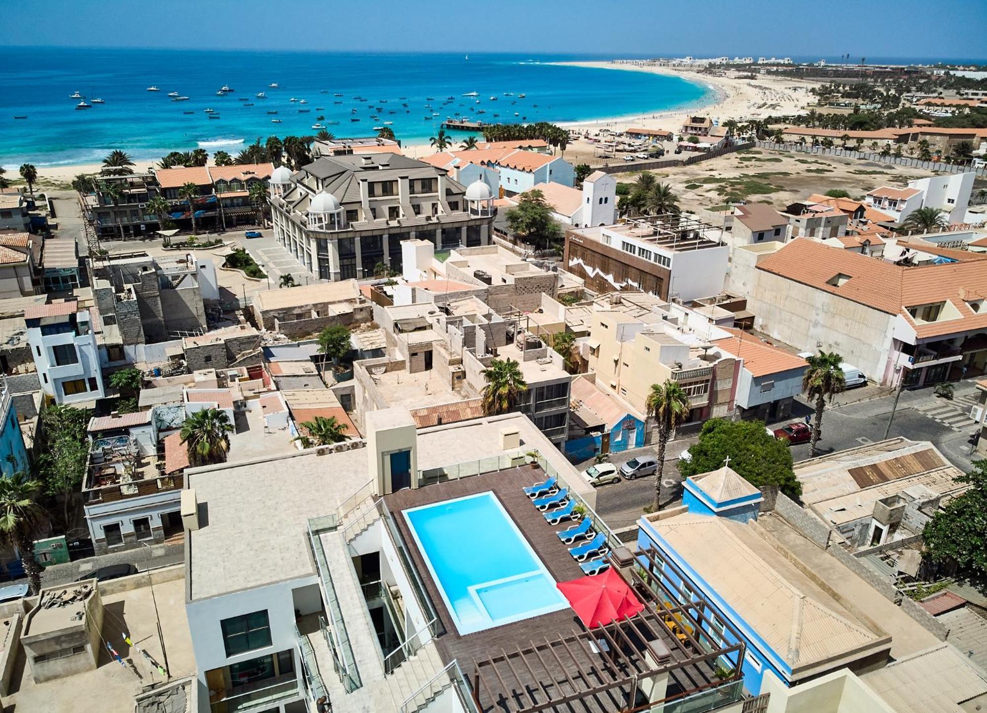 Lc Apartments - Sunrise Santa Maria Bagian luar foto